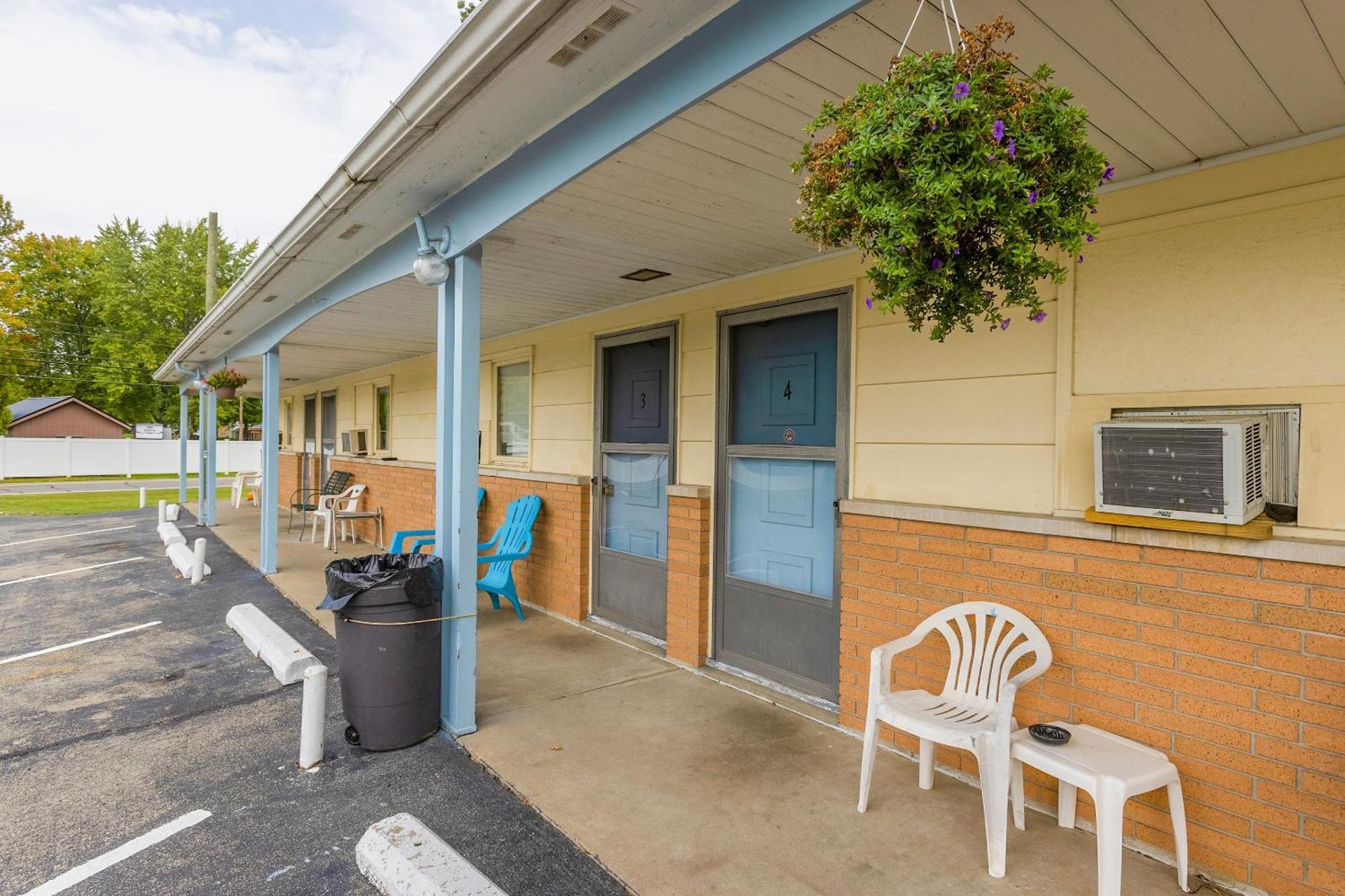 Parkside Motel By Oyo Meadville Conneaut Lake Conneaut Lakeshore ภายนอก รูปภาพ