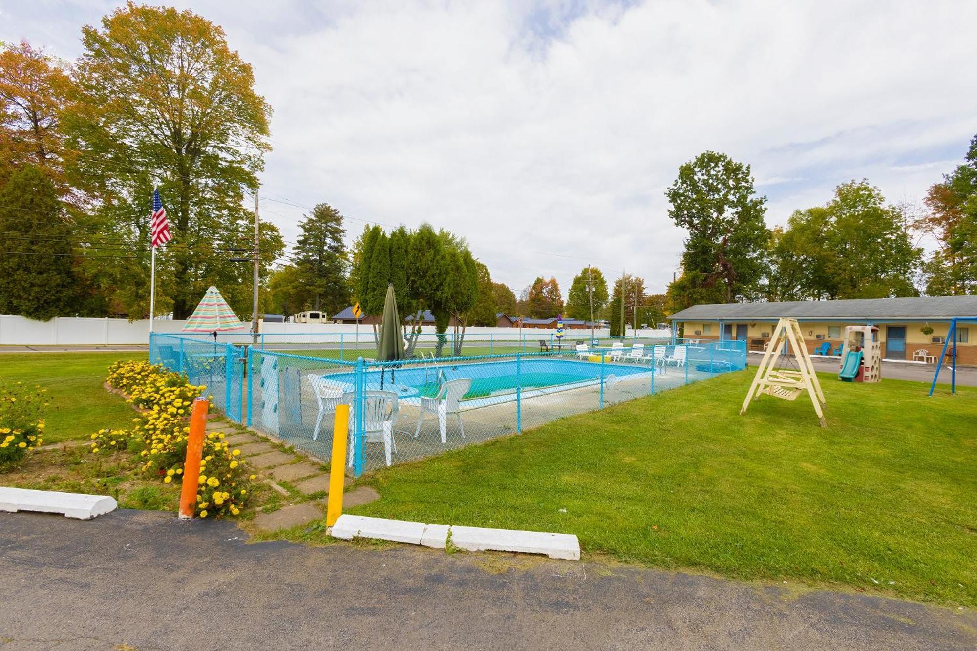 Parkside Motel By Oyo Meadville Conneaut Lake Conneaut Lakeshore ภายนอก รูปภาพ