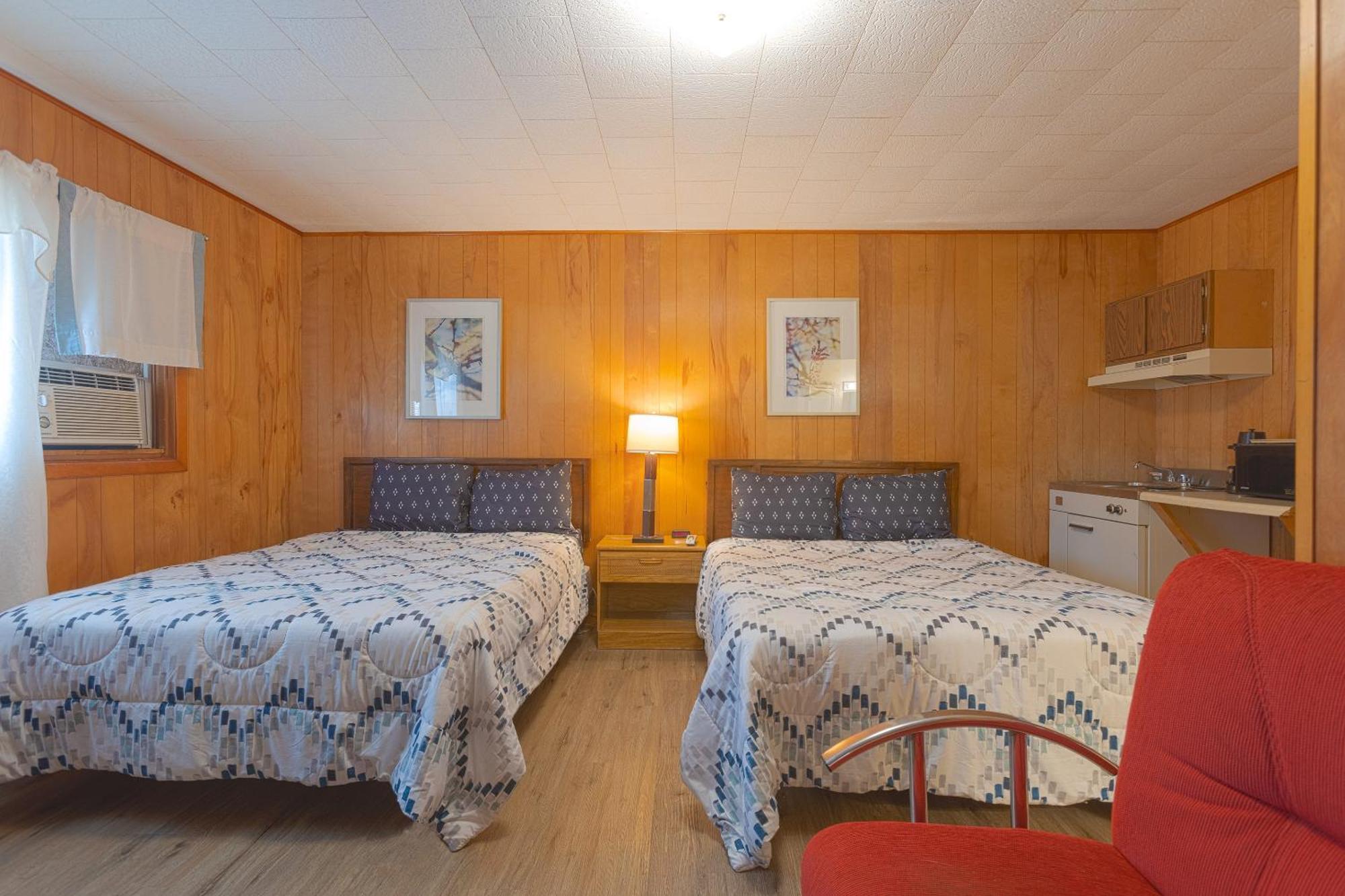 Parkside Motel By Oyo Meadville Conneaut Lake Conneaut Lakeshore ภายนอก รูปภาพ