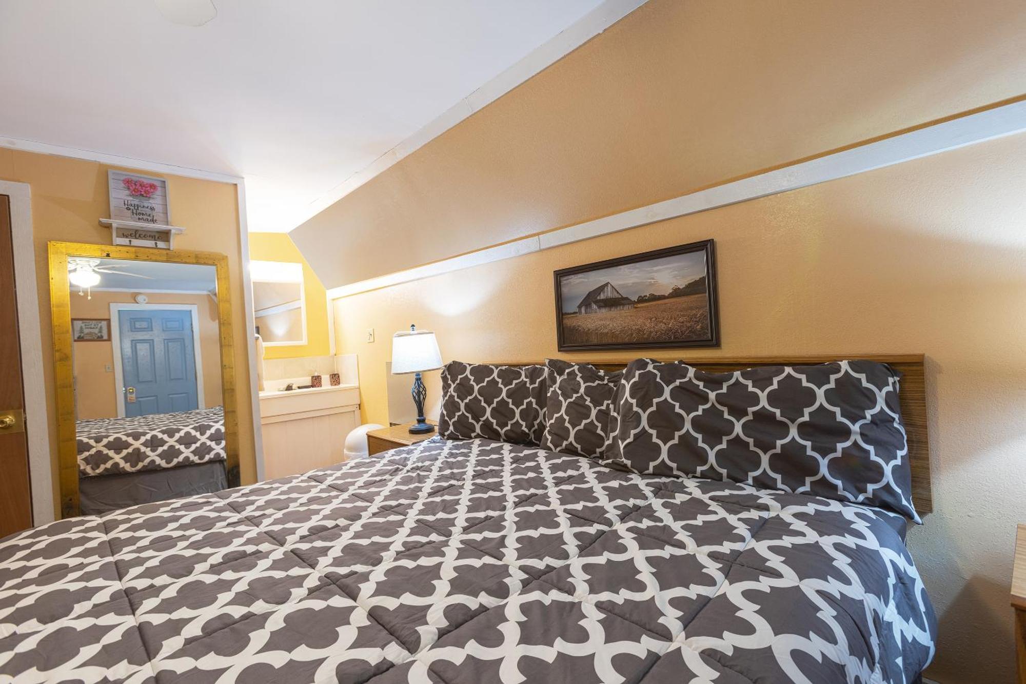 Parkside Motel By Oyo Meadville Conneaut Lake Conneaut Lakeshore ภายนอก รูปภาพ